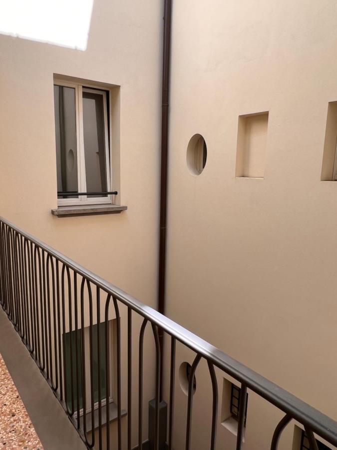 Piazza Maggiore Luxury Apartment โบโลญญา ภายนอก รูปภาพ