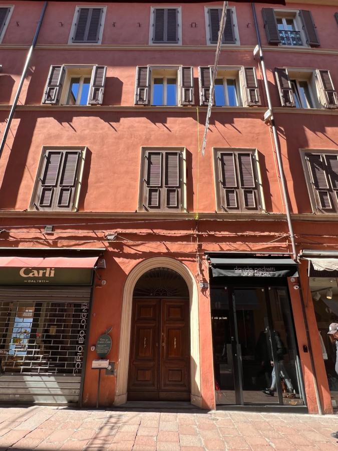 Piazza Maggiore Luxury Apartment โบโลญญา ภายนอก รูปภาพ